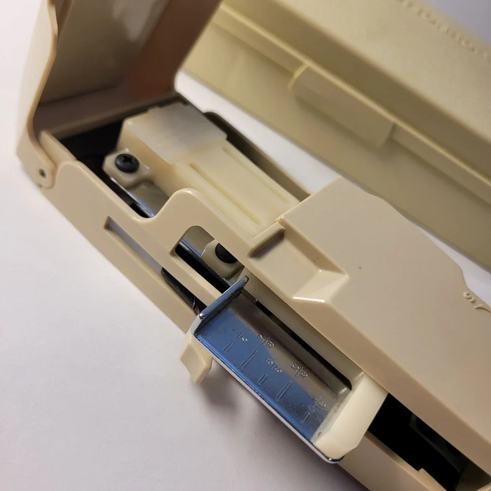 Montgomery Ward Automatic Buttonholer‎ 9259 Vintage Sewing Machine Attachment